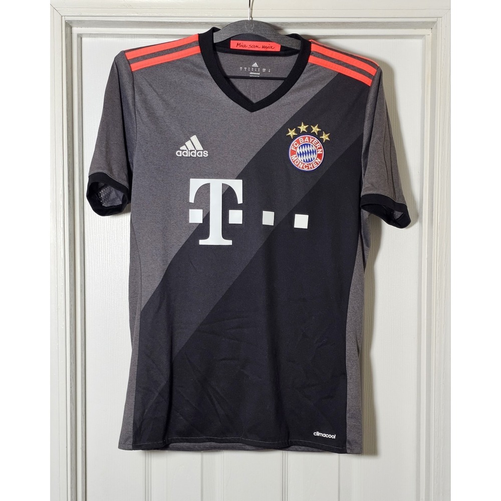 BAYERN MUNICH 2016 2017 AWAY SHIRT FOOTBALL SOCCER JERSEY AZ4656 ADIDAS SIZE S